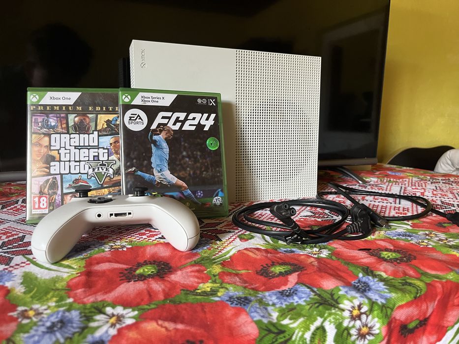 Xbox One S + FC24 + GTA 5 + Controller | Merge perfect