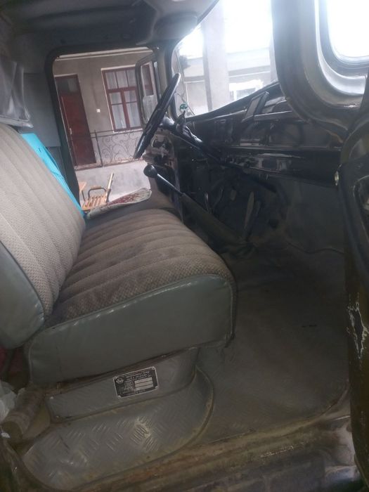 Зил 130 срочно сотилади