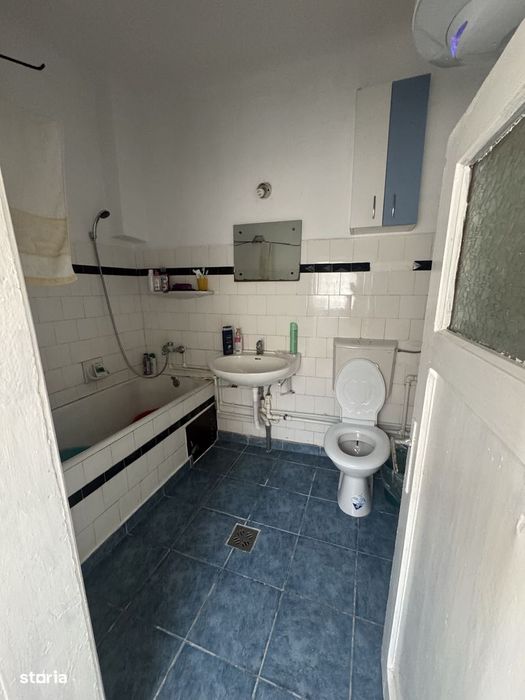 Casa 3 camere Str Penteleu