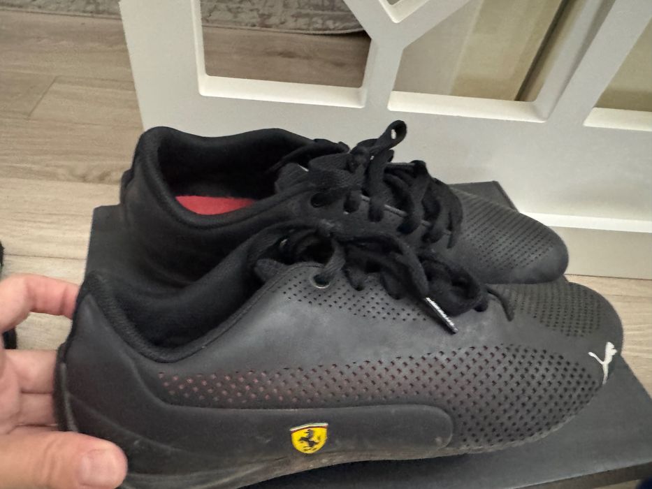 Кроссовки Puma Ferrari б/у в хорошем состоянии