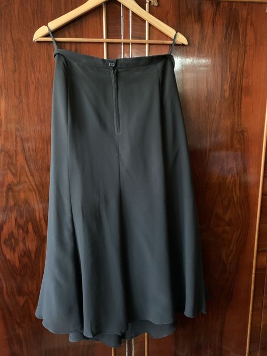 Fusta neagra eleganta