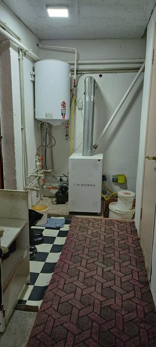 Жер Үй сатылады бес бөлмелік