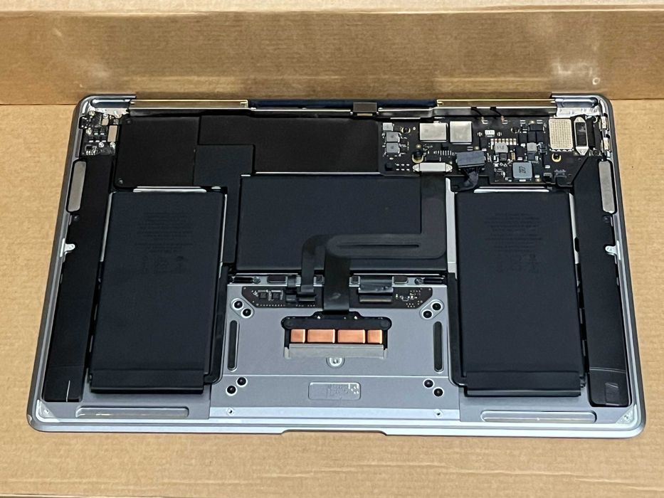 Macbook Air 13 2020 M1 (A2337) - части