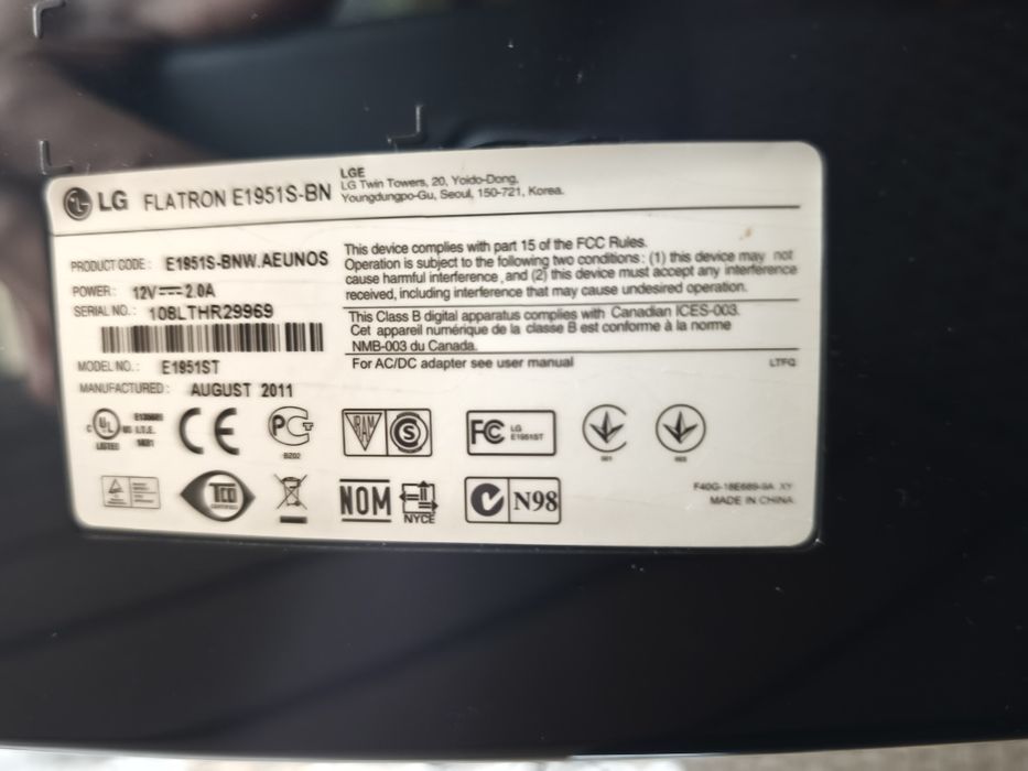 Монитор LG FLATRON E1951