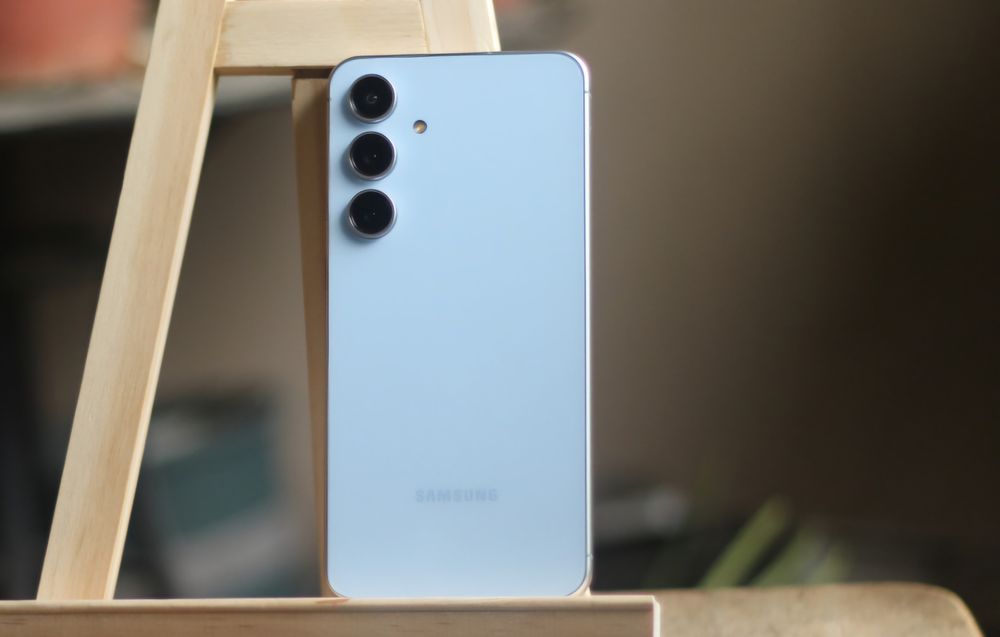 Телефон samsung s24 fe 256GB