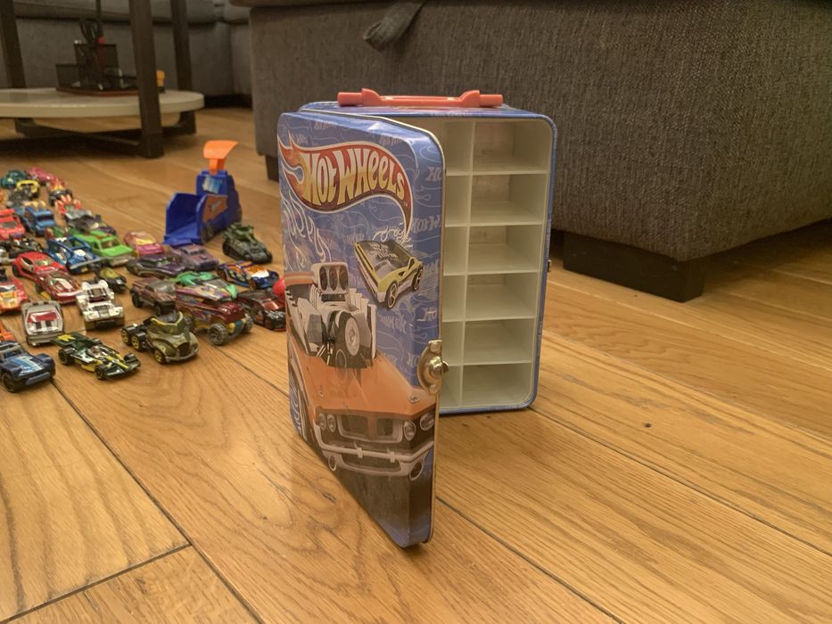 Hot wheels автовоз, хеликоптер