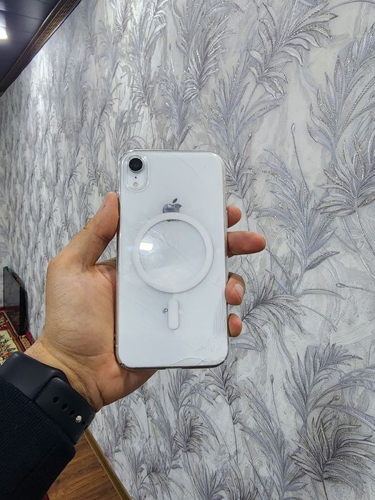 IPhone Xr 128g sotiladi