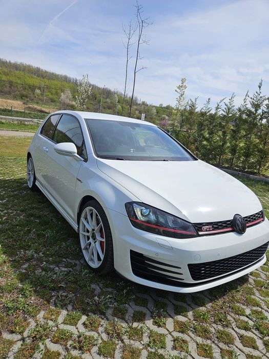 VOLKSWAGEN Golf 2015 — imagine 5