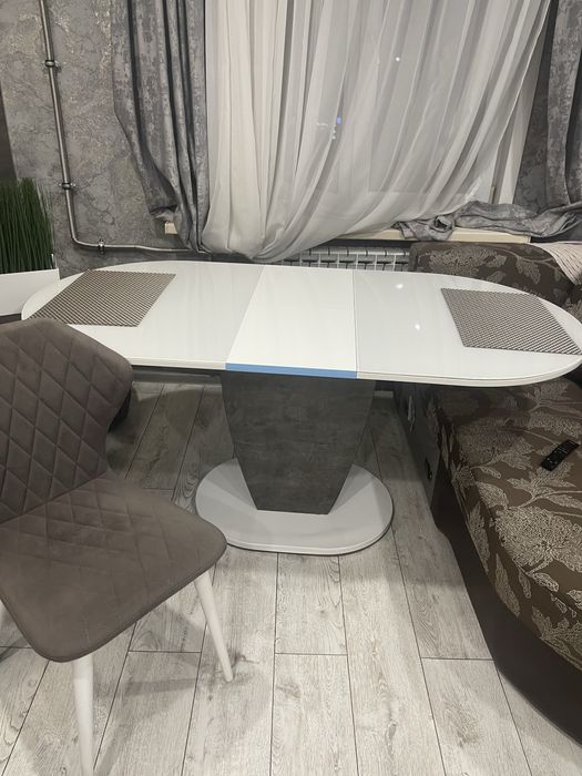 Продам стол на кухню