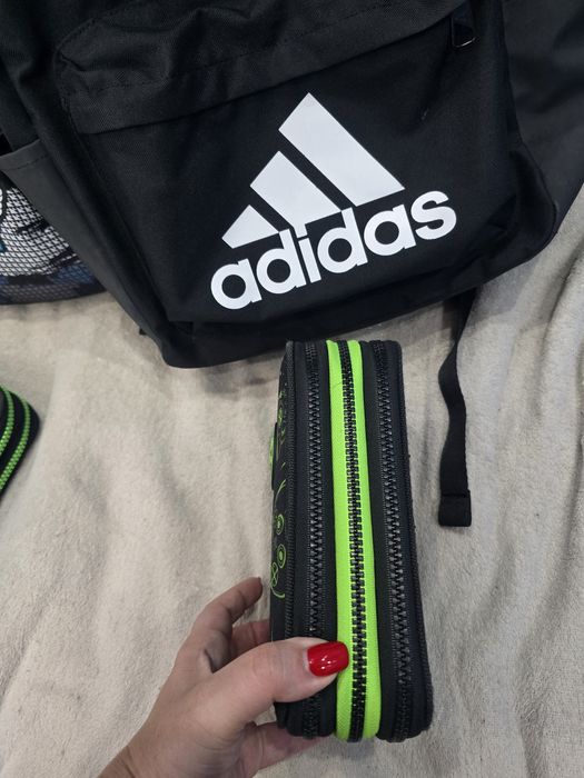 1 лота ученически раници и несесери coolpack