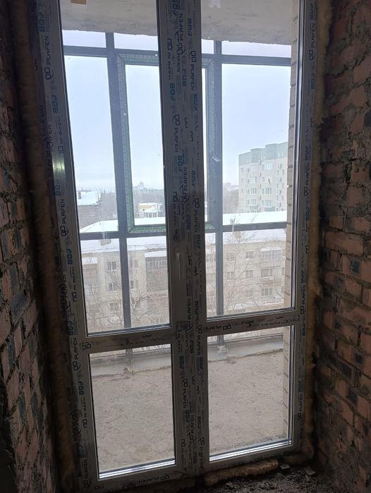 Стекло на балкон