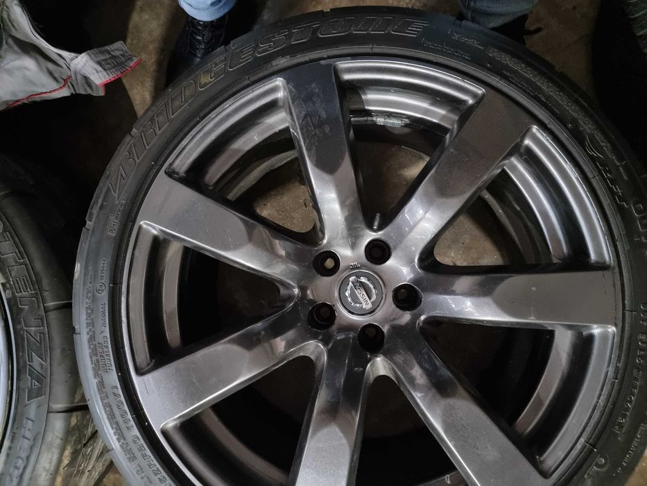 RFT Bridgestone Potenza RE070R 285/35ZRF20 + 255/40ZRF20 Nissan GTR