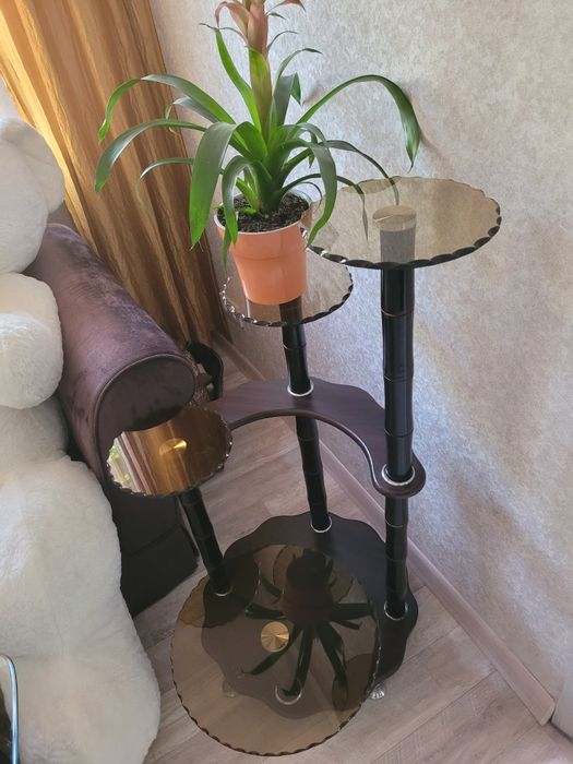 Полка дерево +стекло высота 110