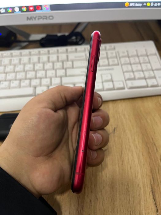 Iphone 11 sotiladi xolati yaxshi