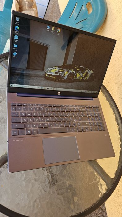 Okazie HP core i7 gen11 optacore, RAM 16gb, SSD 512gb, ecran ips touchscreen, taste LED, carcașa aluminiu