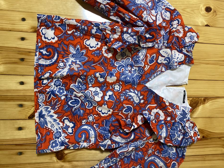 Блузи на Зара