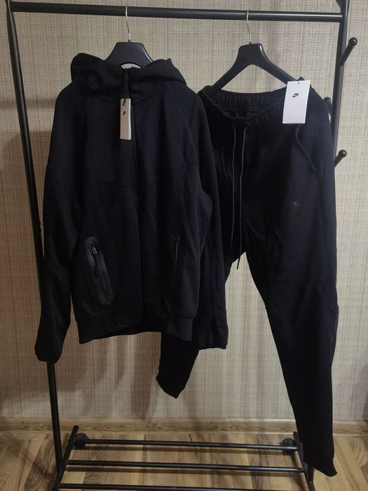 Nike Tech Fleece - сив, черен, L размер