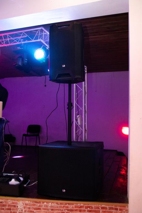 Servicii Evenimente (DJ, Bar, Foto) SAU Inchiriez Boxe & Efecte | Cluj