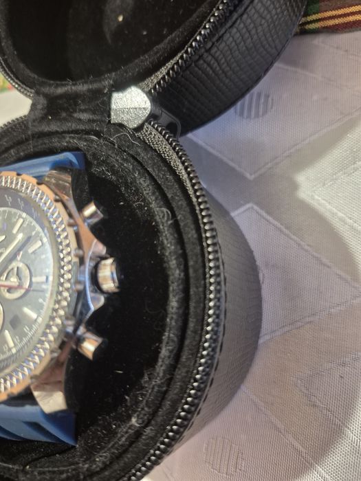 Чисто нов механичен часовник