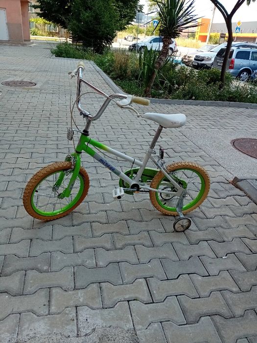 Продавам детски велосипеди