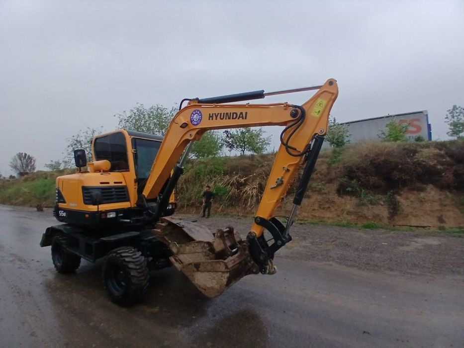 Ekskvator hyundai 55 w