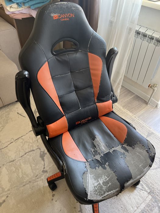 Кресло Canyon Gaming