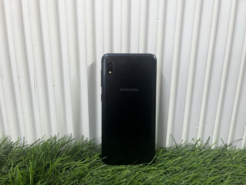 телефон Samsung A10 32 gb