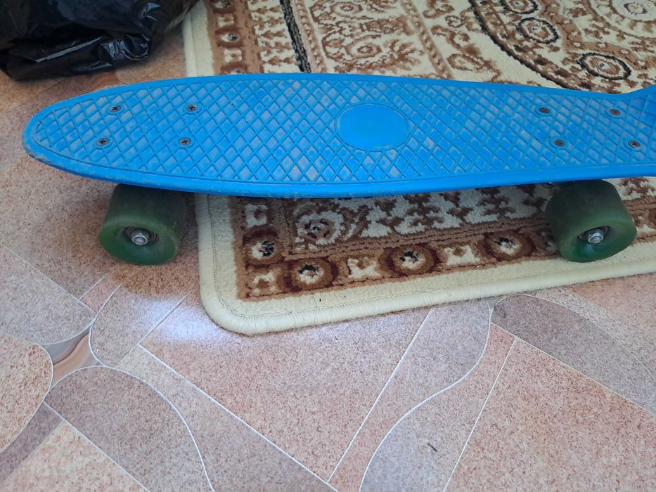 Продам скейтборд