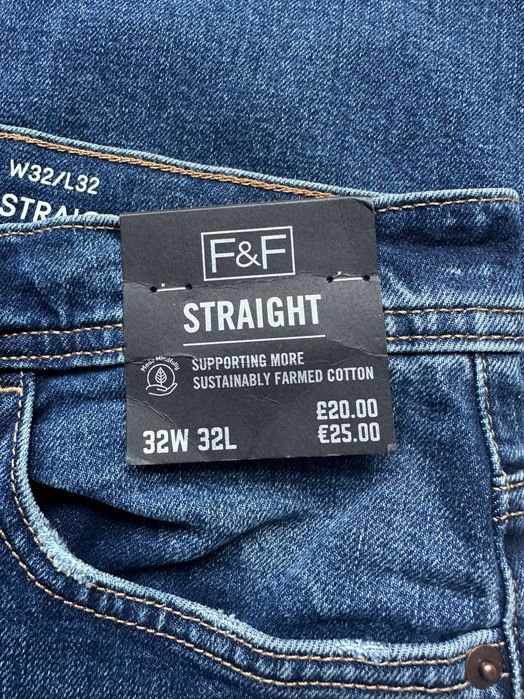 Мъжки дънки/нови/