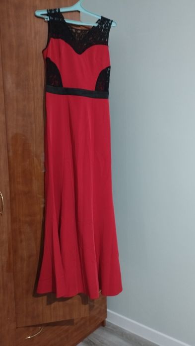 Платье новое 44р