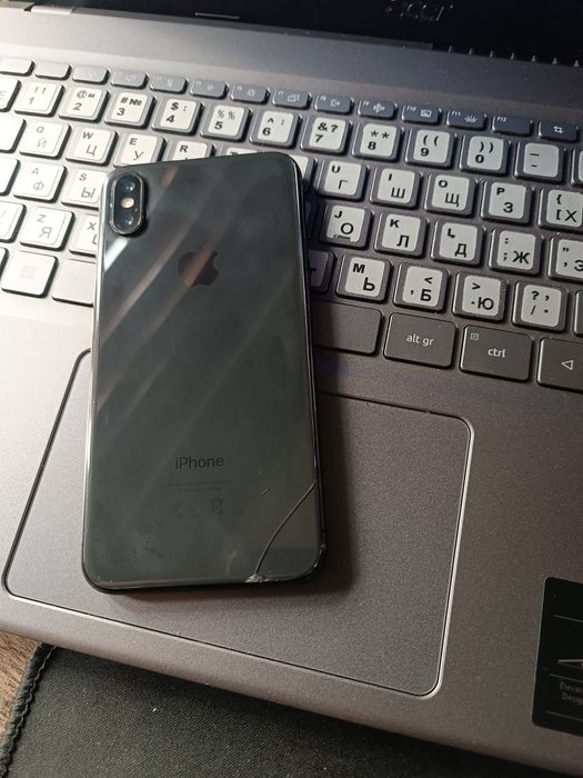 iPhone X sotiladi