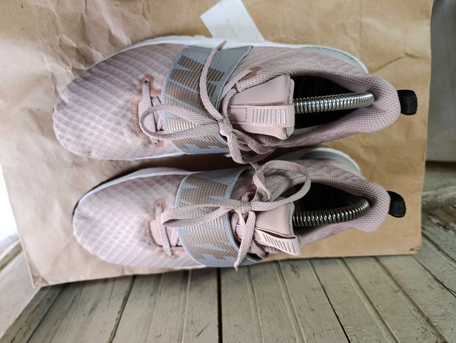 ''Nike In-Season TR 9''оригинални маратонки 40.5 номер