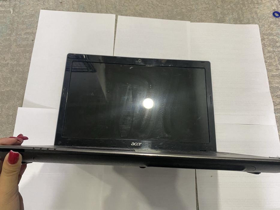 Ноутбук ACER с зарядкой