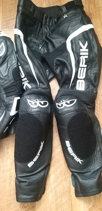 Продам Мото Комбинезон Berik