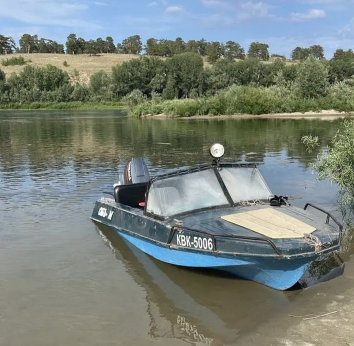 Продам лобдку Обь с моторм