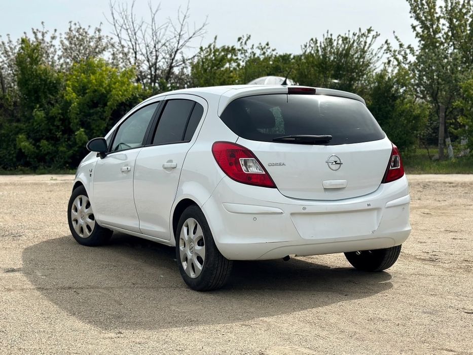 Opel Corsa D 2011