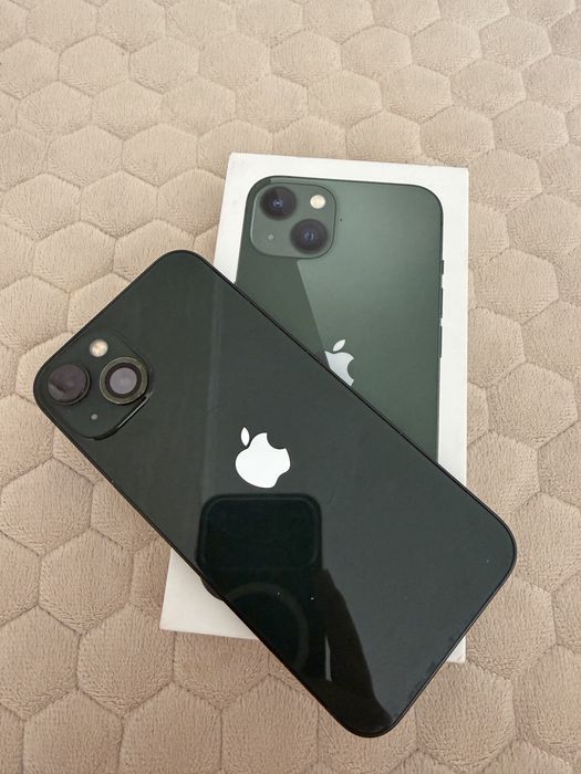 Продам iPhone 13!