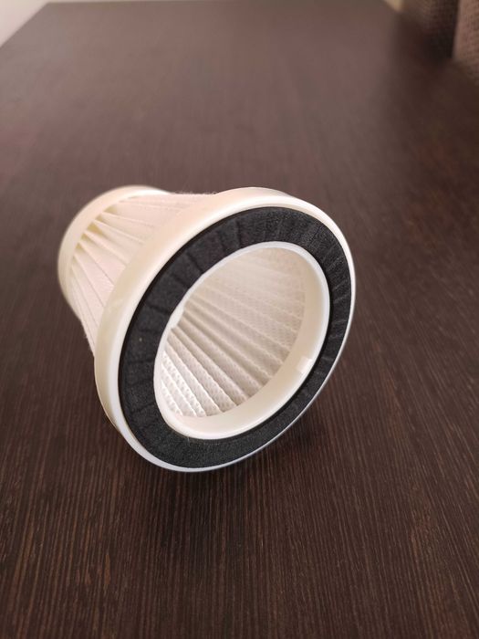 МОЩНЫЙ ручной пылесос.