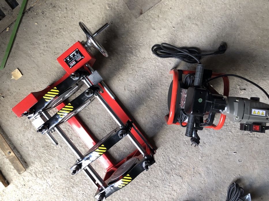 Стыковой аппарат для пайки труб