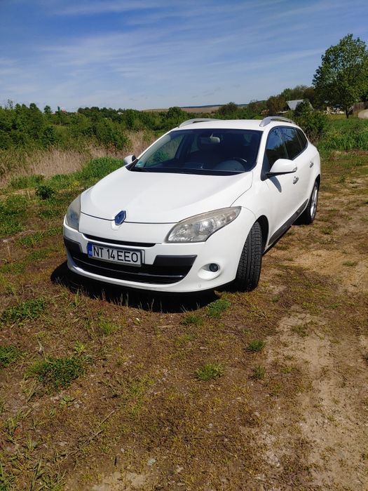 RENAULT Megane 2010 — imagine 1