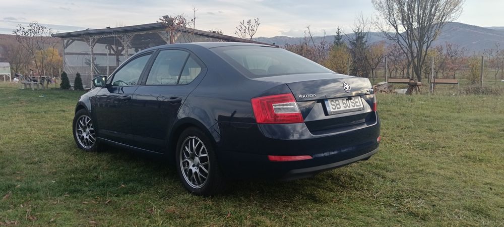 SKODA Octavia 2015 — imagine 5