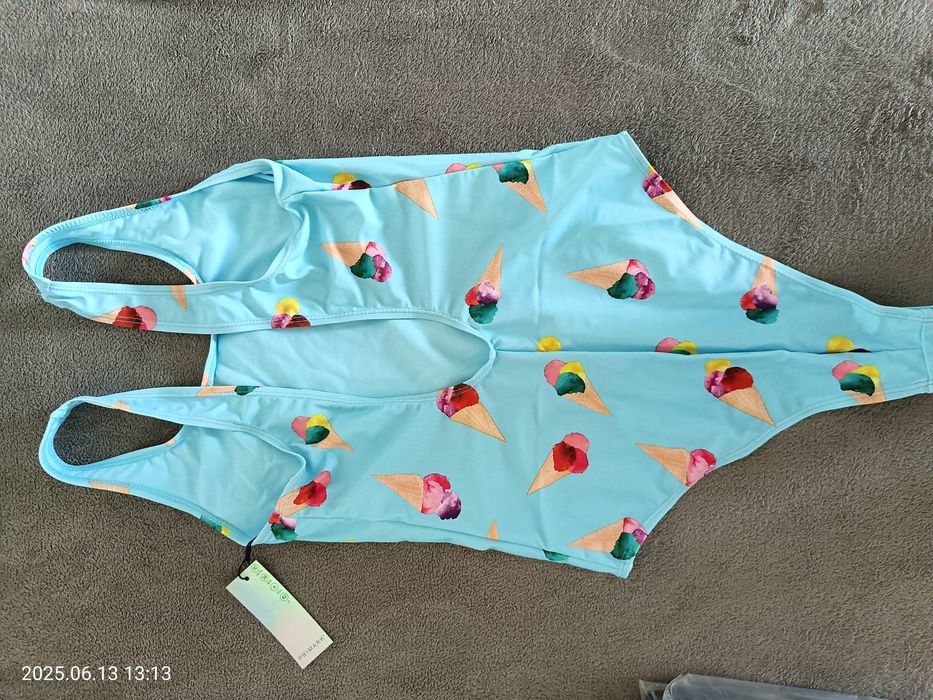 Costum de baie intreg