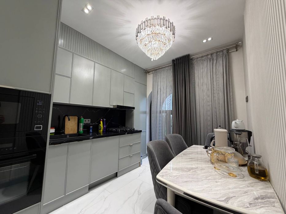 Продается Ц-1 новастройка 2/7/8 евро лукис