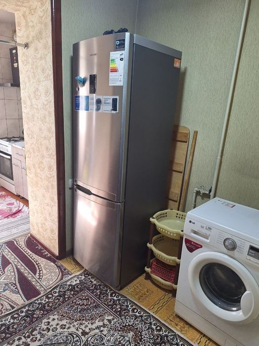 Продам 3/2/5 кирпич 3 комнатная Можно ипотека