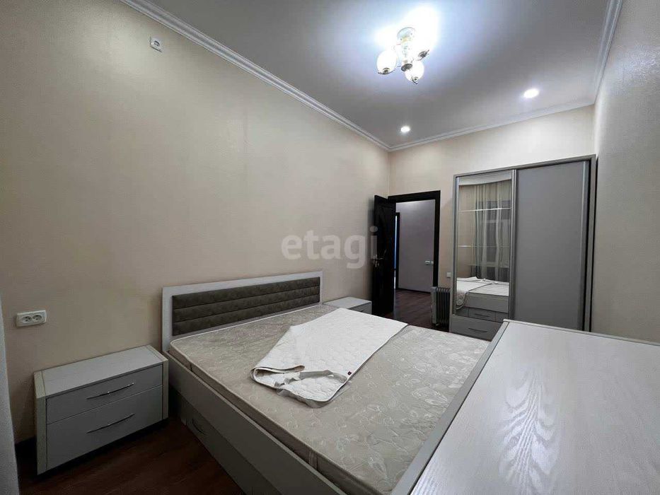 Высоко потолочный дом 4/3/3, 110 м² кирпич, ремонт, мебель и техника=