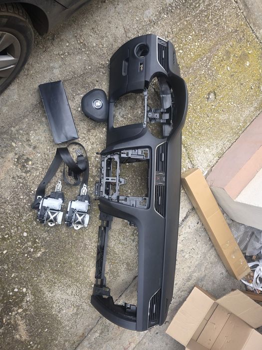 Kit plansa bord skoda Octavia 3