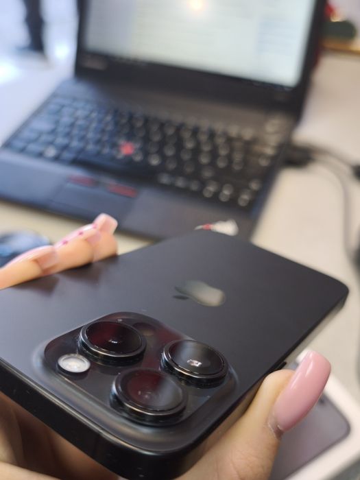 iPhone 15Pro  и Apple watch 10