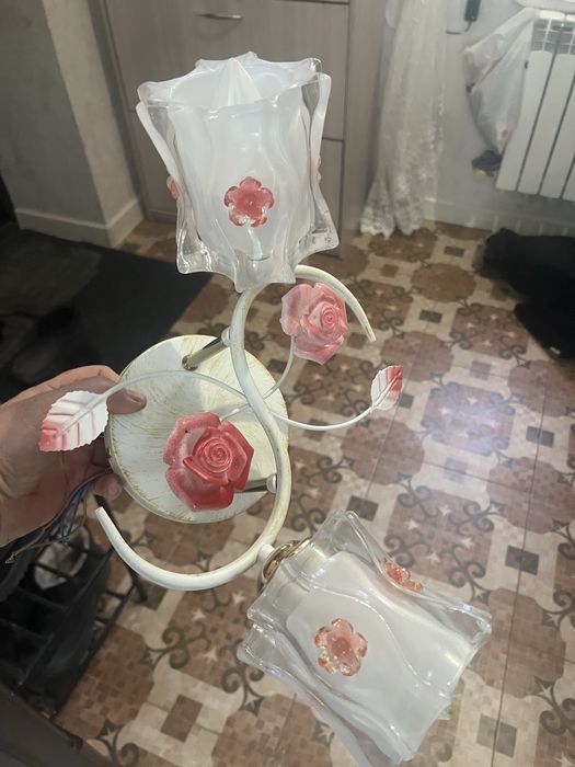 Люстра двух плафонная