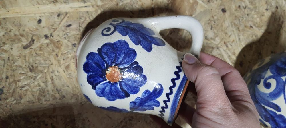 Vase traditionale romanesti de la expozitie