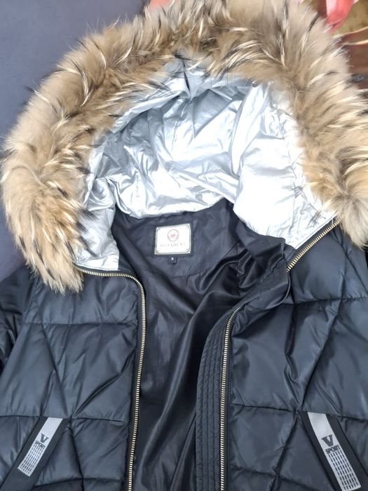 Продам куртку зимнюю